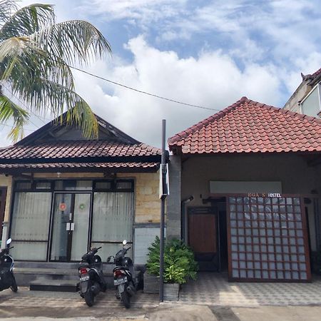 Ega S Hostel Batununggul 外观 照片